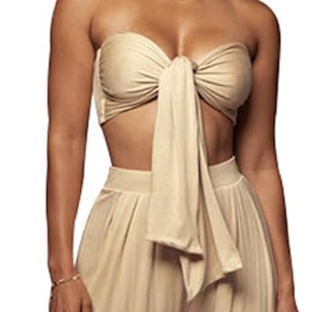 NWT • JLUXLABEL • Jluxbasix Tory Wrap Top • Small • Tan • Stretchy + Comfy